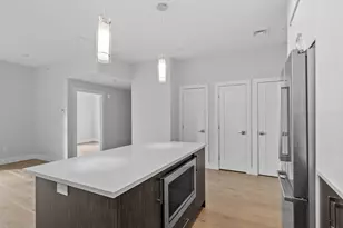 124 Highland Ave, Somerville, MA 02143 - Photo 9