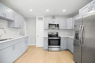 57 Narragansett St, Springfield, MA 01107 - Photo 3