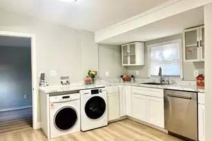 106 Leroy Ave, Lawrence, MA 01841 - Photo 7