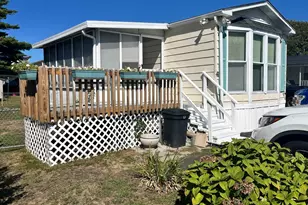 4 Joseph St, Wareham, MA 02538 - Photo 1