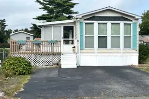 4 Joseph St, Wareham, MA 02538 - Photo 1