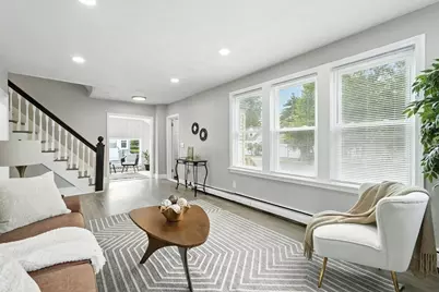77 Coleman St, Springfield, MA 01109 - Photo 3