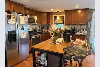 51 Newton St, Westport, MA 02790 - Photo 5