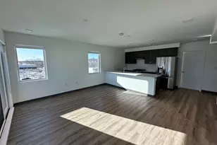 11 Dana Ave, Boston, MA 02136 - Photo 3