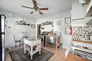 96 Firglade Ave, Springfield, MA 01108 - Photo 9