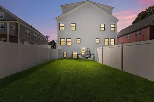 11 Lowell St, Arlington, MA 02476 - Photo 25