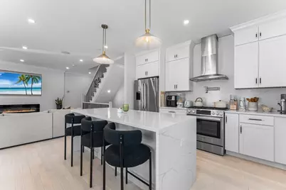 11 Lowell St #B, Arlington, MA 02476 - Photo 3