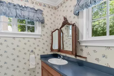 4390 Main, Barnstable, MA 02637 - Photo 37