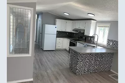 20 Virginia Ave, Marlborough, MA 01752 - Photo 3