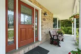 55 Dowds Ln, Chicopee, MA 01020 - Photo 3