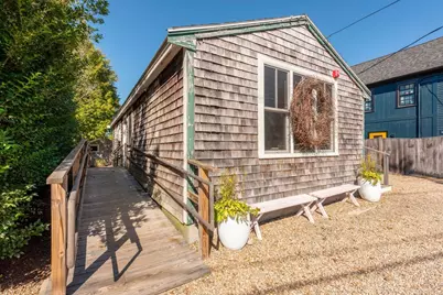 162 Main St, Essex, MA 01929 - Photo 5