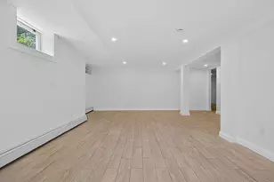 471 Medford St, Somerville, MA 02145 - Photo 15