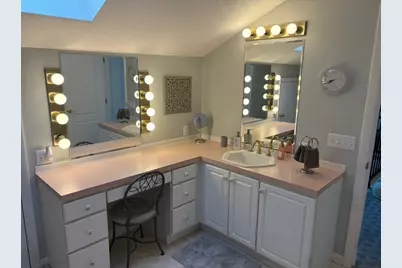 321 Westerly Cr, Ludlow, MA 01056 - Photo 37