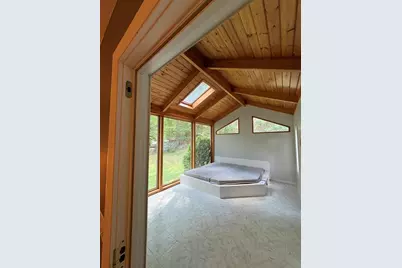 321 Westerly Cr, Ludlow, MA 01056 - Photo 13