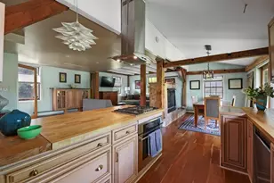 9 Castle Hill Rd, Stockbridge, MA 01262 - Photo 11