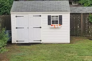 129 Uncatena Ave, Worcester, MA 01606 - Photo 11