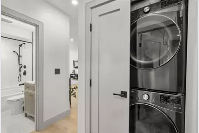 29 S Munroe #PH, Boston, MA 02122 - Photo 17