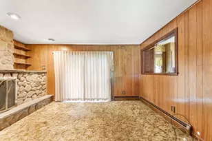 4R Forest St, Peabody, MA 01960 - Photo 7