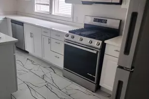 114 Hancock, Everett, MA 02149 - Photo 9