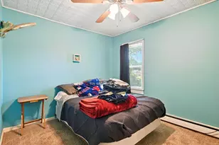 52 Emmett St, Chicopee, MA 01020 - Photo 23