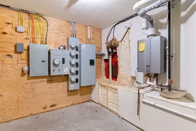 10 Linwood Street, Boston, MA 02119 - Photo 31