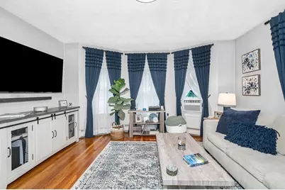 499 Humphrey St #3, Swampscott, MA 01907 - Photo 5