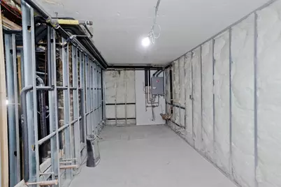 52 Gladdu Ave, Chicopee, MA 01020 - Photo 29