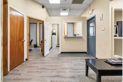 468 Essex St, Lawrence, MA 01840 - Photo 5