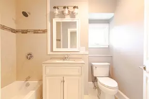 7 Lorenzo St, Boston, MA 02122 - Photo 25