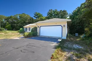 211 James Cir, Mashpee, MA 02649 - Photo 29