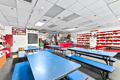 85 River St #2A, Waltham, MA 02453 - Photo 3