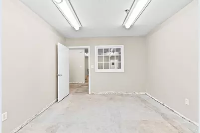 85 River St #6, Waltham, MA 02453 - Photo 11