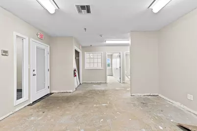 85 River St #6, Waltham, MA 02453 - Photo 9