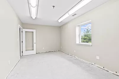 85 River St #6, Waltham, MA 02453 - Photo 29