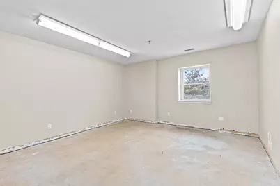 85 River St #6, Waltham, MA 02453 - Photo 25