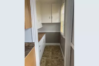 34-36 Mazarin Street, Springfield, MA 01151 - Photo 7