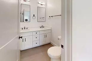 52 Withington St, Boston, MA 02124 - Photo 17