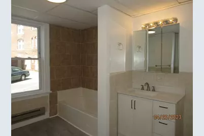 4 Plum St #1, Worcester, MA 01604 - Photo 11