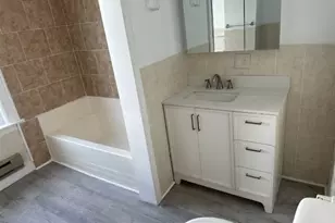 4 Plum St, Worcester, MA 01604 - Photo 9