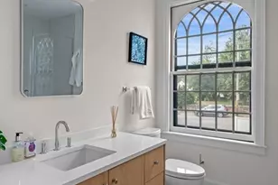 132 Elm St, Marblehead, MA 01945 - Photo 19