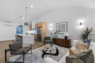 132 Elm St, Marblehead, MA 01945 - Photo 13