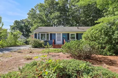 7 Yale Dr, Falmouth, MA 02536 - Photo 3