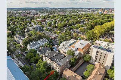 93 Centre Street #2, Brookline, MA 02446 - Photo 35