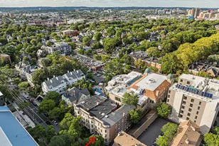 93 Centre St, Brookline, MA 02446 - Photo 35