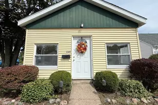 249 Lake St, Waltham, MA 02451 - Photo 1