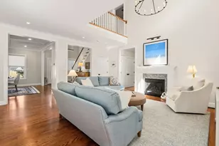 107 Horrigan Dr, Dedham, MA 02026 - Photo 9