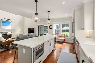 107 Horrigan Dr, Dedham, MA 02026 - Photo 9