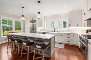 107 Horrigan Dr, Dedham, MA 02026 - Photo 5