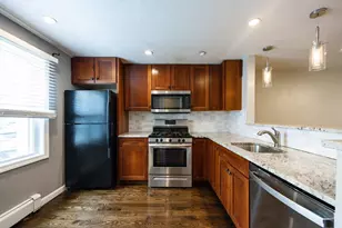 210 W Sixth St, Boston, MA 02127 - Photo 5