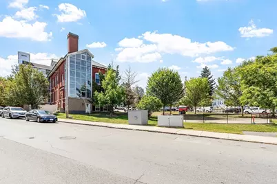 191-193 Newbury, Lawrence, MA 01842 - Photo 3